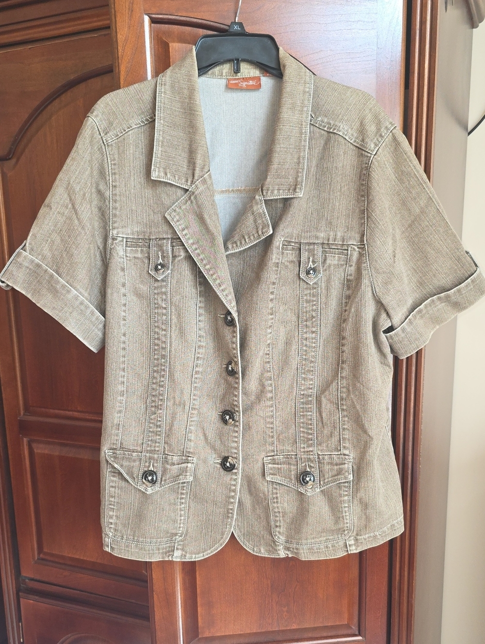 Liz & Me Short Sleeve Button Front Jacket in Taupe 1x